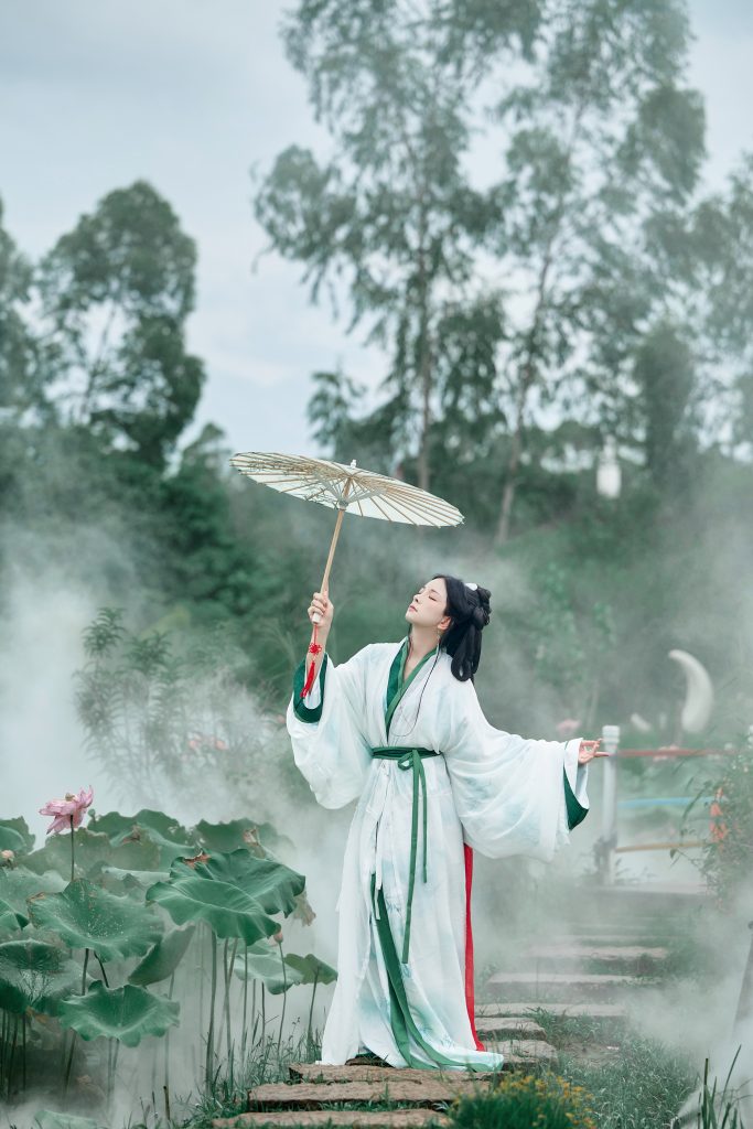 🌸 东莞香遇百花园 | 荷花深处，仙气飘飘的汉服战袍！ 🌸-摄圈广场摄圈-摄之圈-摄之社