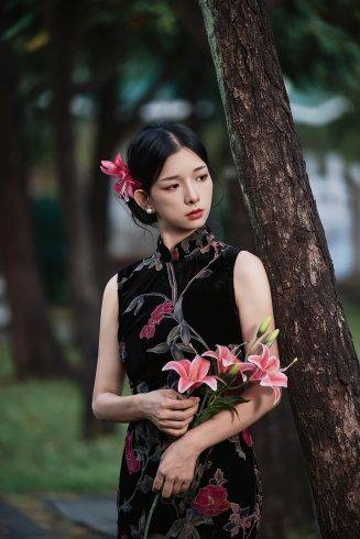 国风美人半遮面｜扇底春风，一眼万年🍃-摄之社